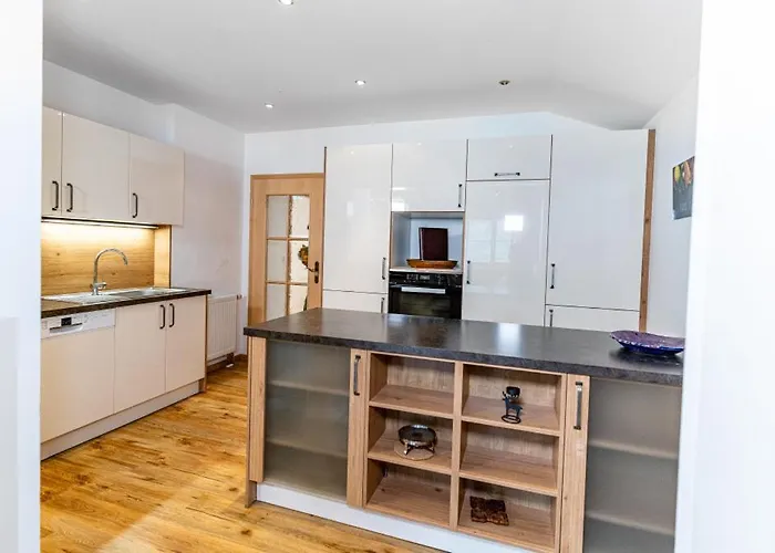 شقة Gaestehaus Hinterponholz *