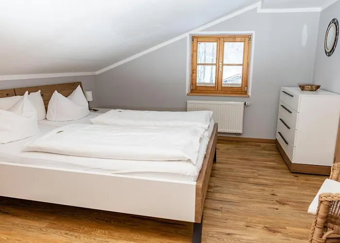 شقة Gaestehaus Hinterponholz *