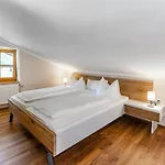 Gaestehaus Hinterponholz شقة